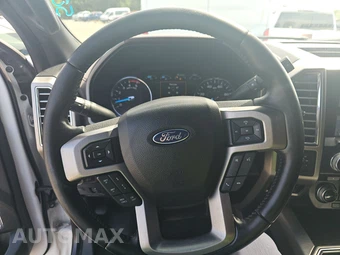 2017 Ford Super Duty F-250 Platinum Crew Cab Medium Bed - miniatura 10