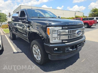 2017 Ford Super Duty F-250 Platinum Crew Cab Medium Bed - miniatura 4