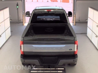 2017 Ford Super Duty F-250 Platinum Crew Cab Medium Bed - miniatura 5