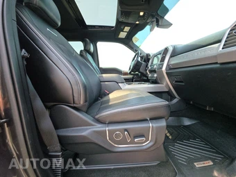 2017 Ford Super Duty F-250 Platinum Crew Cab Medium Bed - miniatura 8