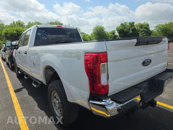 2017 Ford Super Duty F-250 XL Crew Cab Long Bed - miniatura 6
