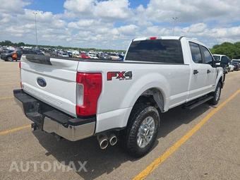 2017 Ford Super Duty F-250 XL Crew Cab Long Bed - miniatura 4