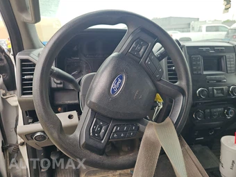 2017 Ford Super Duty F-250 XL Crew Cab Medium Bed - miniatura 10
