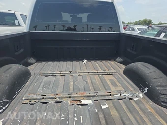 2017 Ford Super Duty F-250 XL Crew Cab Medium Bed - miniatura 16