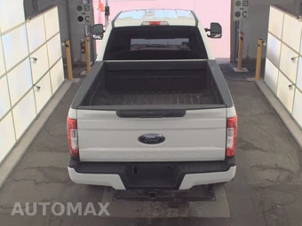 2017 Ford Super Duty F-250 XL Crew Cab Medium Bed - miniatura 5