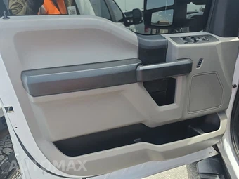 2017 Ford Super Duty F-250 XL Crew Cab Medium Bed - miniatura 9