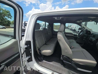 2017 Ford Super Duty F-250 XL Extended Cab Long Bed w/Rear Doors - miniatura 16