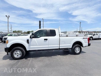 2017 Ford Super Duty F-250 XL Extended Cab Long Bed w/Rear Doors - miniatura 9