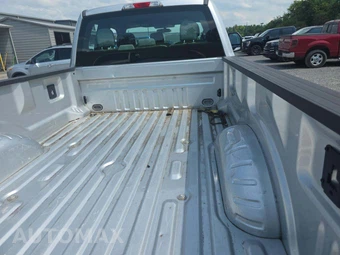 2017 Ford Super Duty F-250 XL Extended Cab Long Bed w/Rear Doors - miniatura 26