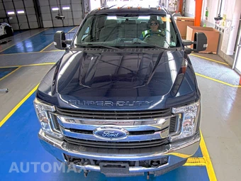 2017 Ford Super Duty F-250 XL Extended Cab Medium Bed w/Rear Doors - miniatura 2