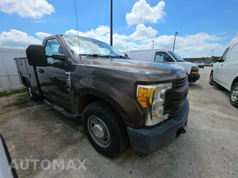 2017 Ford Super Duty F-250 XL Regular Cab Long Bed - miniatura 4
