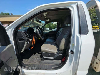 2017 Ford Super Duty F-250 XL Regular Cab Long Bed - miniatura 3