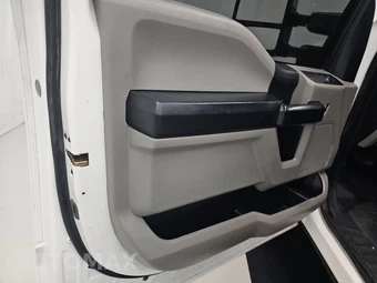 2017 Ford Super Duty F-250 XL Regular Cab Long Bed - miniatura 9