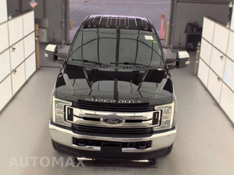 2017 Ford Super Duty F-250 XLT Crew Cab Long Bed - miniatura 2