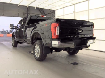 2017 Ford Super Duty F-250 XLT Crew Cab Long Bed - miniatura 6
