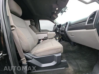 2017 Ford Super Duty F-250 XLT Crew Cab Long Bed - miniatura 8