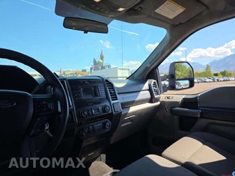 2017 Ford Super Duty F-250 XLT Crew Cab Medium Bed - miniatura 10