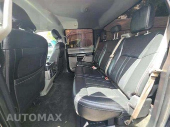 2017 Ford Super Duty F-250 XLT Crew Cab Medium Bed - miniatura 13