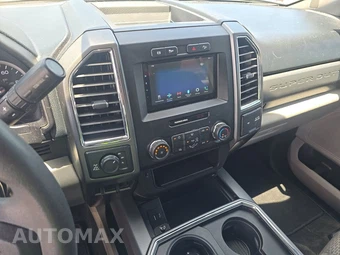 2017 Ford Super Duty F-250 XLT Crew Cab Medium Bed - miniatura 11