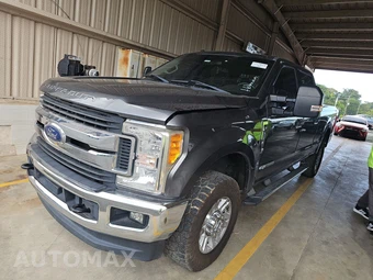 2017 Ford Super Duty F-250 XLT Crew Cab Medium Bed