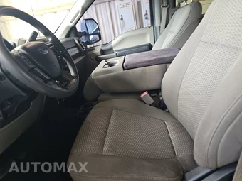 2017 Ford Super Duty F-250 XLT Crew Cab Medium Bed - miniatura 7