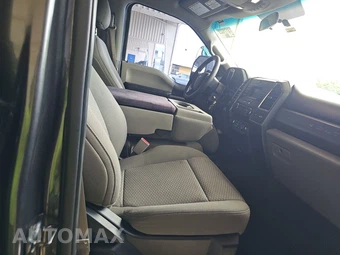 2017 Ford Super Duty F-250 XLT Crew Cab Medium Bed - miniatura 8