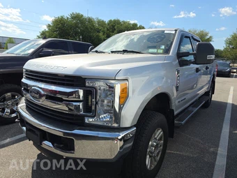 2017 Ford Super Duty F-250 XLT Crew Cab Medium Bed