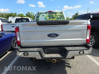 2017 Ford Super Duty F-250 XLT Crew Cab Medium Bed - miniatura 5