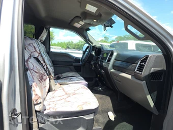 2017 Ford Super Duty F-250 XLT Crew Cab Medium Bed - miniatura 8