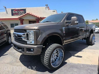 2017 Ford Super Duty F-250 XLT Crew Cab Medium Bed