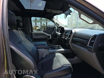 2017 Ford Super Duty F-250 XLT Crew Cab Medium Bed - miniatura 18