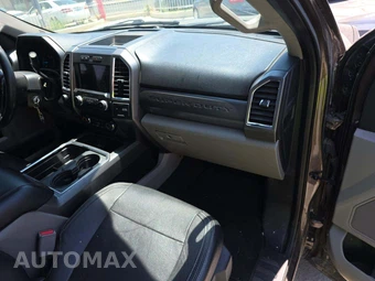 2017 Ford Super Duty F-250 XLT Crew Cab Medium Bed - miniatura 19