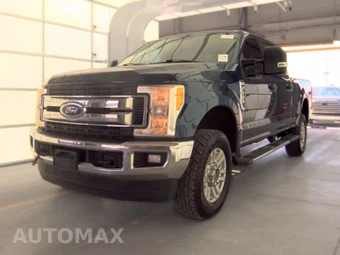 2017 Ford Super Duty F-250 XLT Crew Cab Medium Bed
