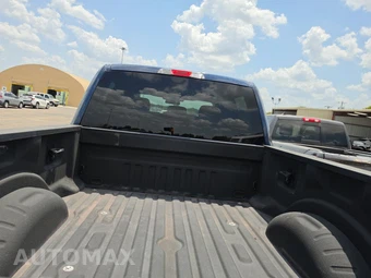 2017 Ford Super Duty F-250 XLT Crew Cab Medium Bed - miniatura 16