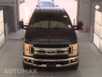 2017 Ford Super Duty F-250 XLT Crew Cab Medium Bed - miniatura 2