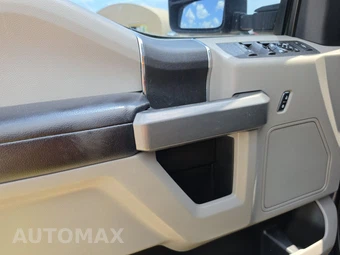 2017 Ford Super Duty F-250 XLT Crew Cab Medium Bed - miniatura 9
