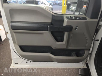 2017 Ford Super Duty F-350 Cab Chassis XL Crew Cab - miniatura 11