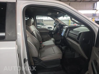 2017 Ford Super Duty F-350 Cab Chassis XL Crew Cab - miniatura 5