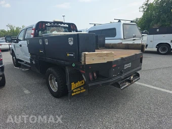 2017 Ford Super Duty F-350 Cab Chassis XL Crew Cab DRW - miniatura 12