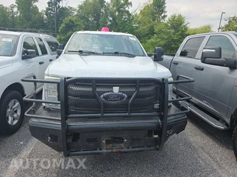 2017 Ford Super Duty F-350 Cab Chassis XL Crew Cab DRW - miniatura 9