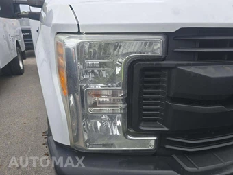 2017 Ford Super Duty F-350 Cab Chassis XL Crew Cab DRW - miniatura 22