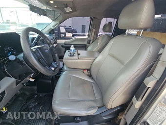 2017 Ford Super Duty F-350 Cab Chassis XL Extended Cab w/Rear Doors DRW - miniatura 7