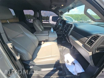 2017 Ford Super Duty F-350 Cab Chassis XL Extended Cab w/Rear Doors DRW - miniatura 8