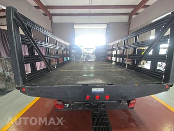 2017 Ford Super Duty F-350 Cab Chassis XL Regular Cab DRW - miniatura 5