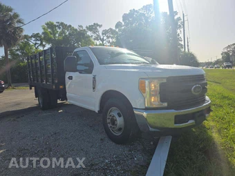 2017 Ford Super Duty F-350 Cab Chassis XL Regular Cab DRW - miniatura 4