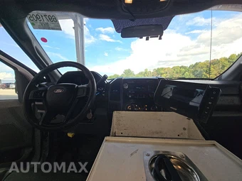 2017 Ford Super Duty F-350 Cab Chassis XL Regular Cab DRW - miniatura 11