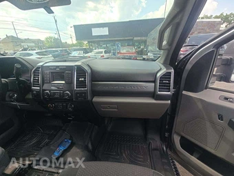 2017 Ford Super Duty F-350 Cab Chassis XLT Crew Cab DRW - miniatura 18