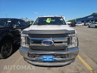 2017 Ford Super Duty F-350 Cab Chassis XLT Crew Cab DRW - miniatura 2