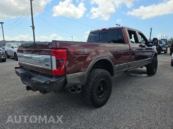2017 Ford Super Duty F-350 King Ranch Crew Cab Long Bed - miniatura 3