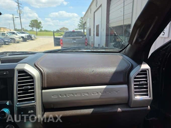 2017 Ford Super Duty F-350 King Ranch Crew Cab Long Bed DRW - miniatura 19